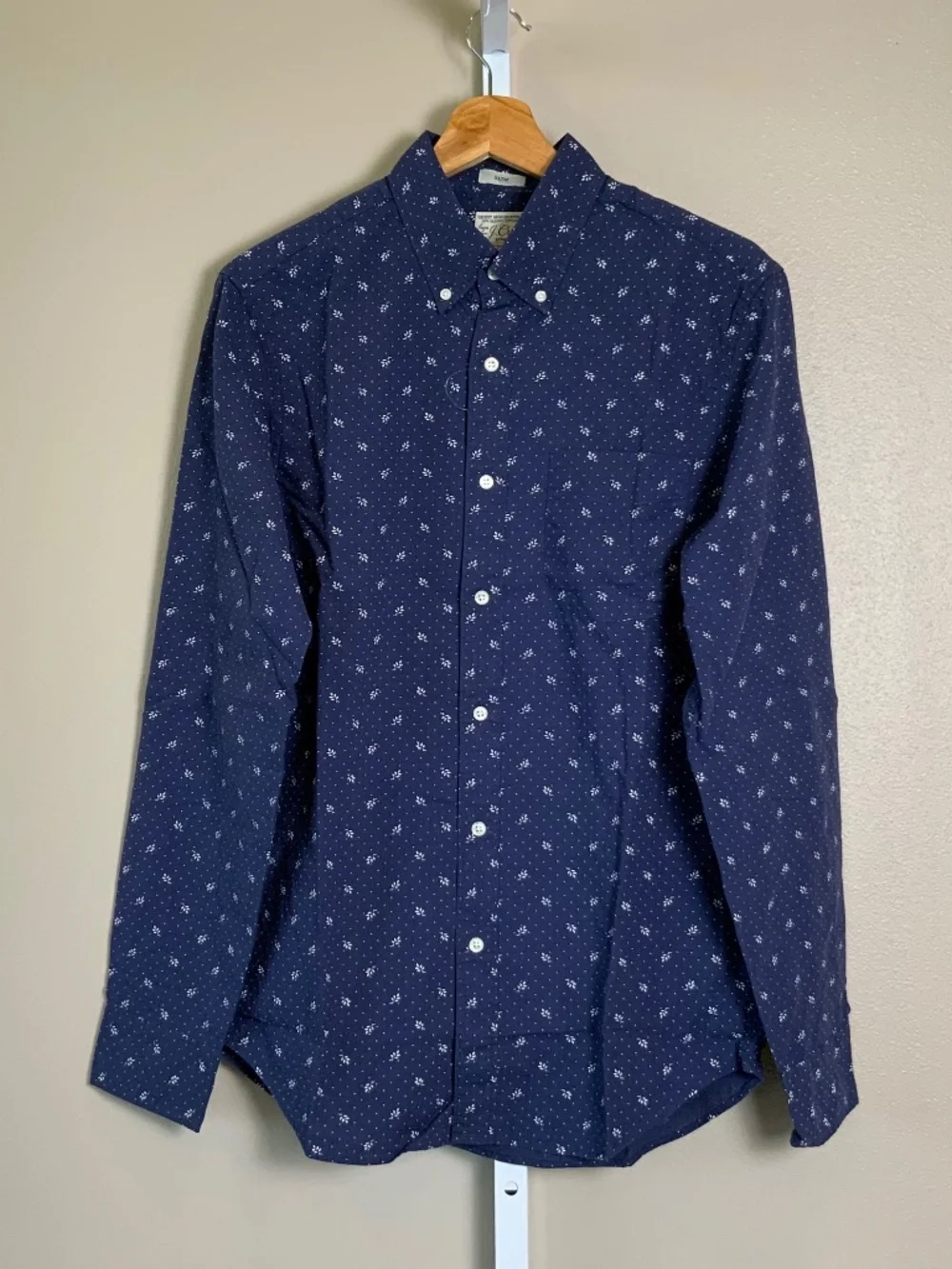 J. Crew Slim Stretch Secret Wash Button Down Shirt in Little Branch Dot